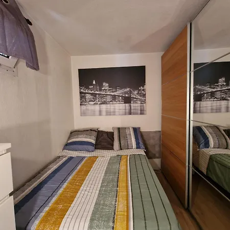 T2 Piscine & Parking Prive, Proche Commerces Διαμέρισμα