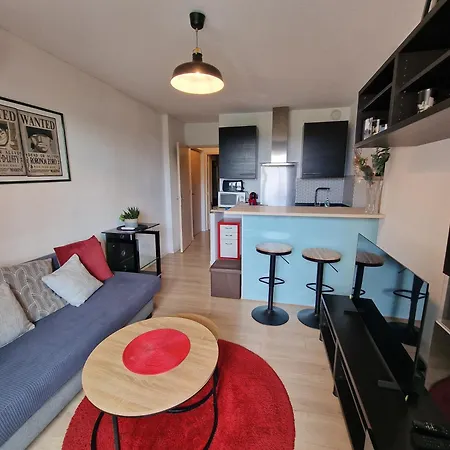 T2 Piscine & Parking Prive, Proche Commerces Sanary-sur-Mer